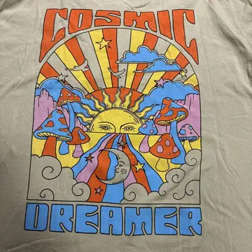 COSMIC DREAMER 티셔츠 M 사이즈 베이지