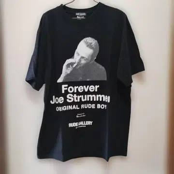RUDE GALLERY 루드 갤러리 조 스트라머