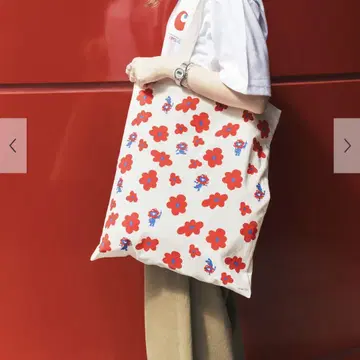 어반 리서치 미야쿠미야쿠 토트