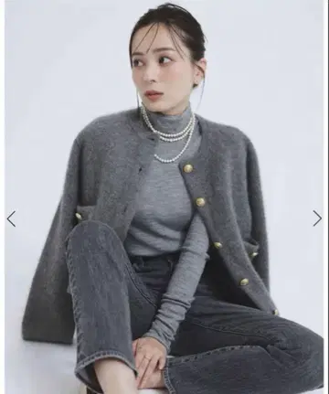 [미사용 새상품] 라쿤 블렌드 노카라 니트 자켓 그레이