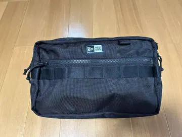 NEW ERA 뉴에라 바디백 힙색 웨스트 파우치 블랙