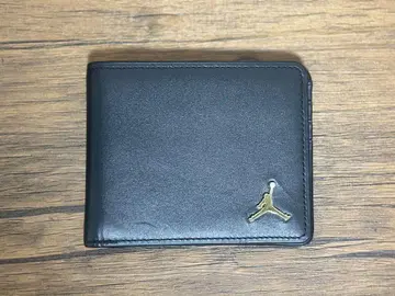 Jordan 블랙 접이식 지갑