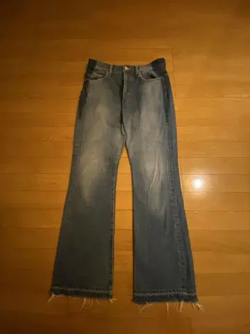 JieDa 부츠컷 데님