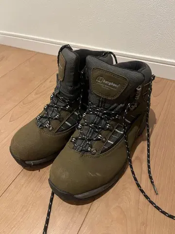 berghaus 등산화 하이컷 26cm
