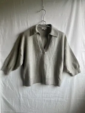 H&M/아주 옅은 민트 그린/카라 부착 V넥 니트 풀오버 새상품급