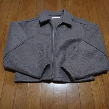 아우터 F