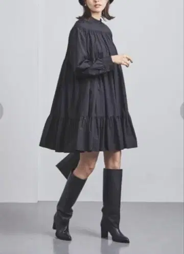 유나이티드 애로우즈 개더 티어드 미니 원피스 택 포함 새상품