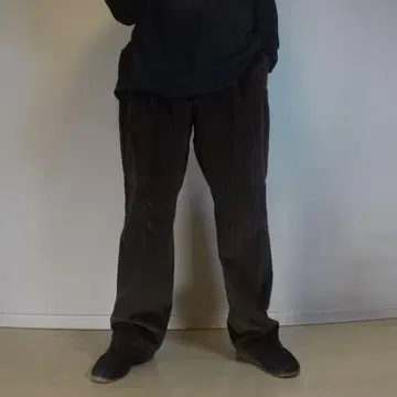 Aquascutum 다크 브라운 코듀로이 슬랙스
