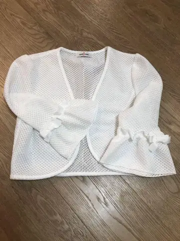 갤러리 비스콘티 화이트 볼레로