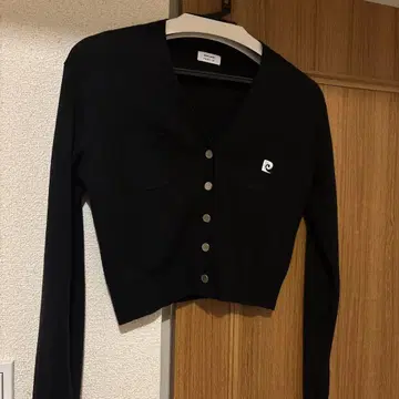 새상품급 피에르 가르뎅 FRAY I.D 블랙 가디건