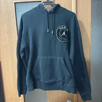 Jordan PARIS 블랙 후드티 L 사이즈