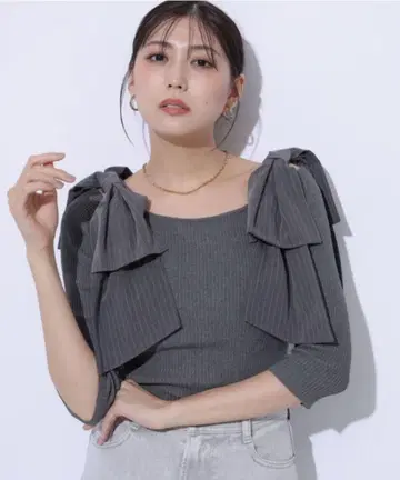 Mystrada 마이 스트라다 숄더 리본 리브 니트