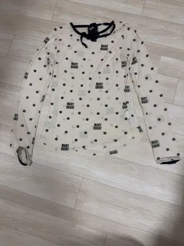 MARY QUANT 시스루 긴팔 상의
