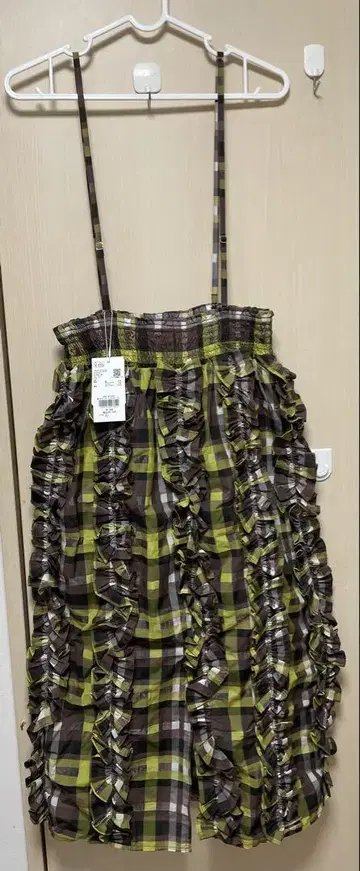 LOWRYS FARM 택 포함 상의와 스커트 세트