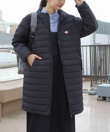 단톤 미들 다운 M 사이즈 블랙