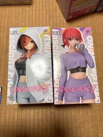 Gymdate 니노&미쿠 피규어 2체 세트 개별판매