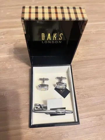 DAKS 넥타이핀 커프스 세트