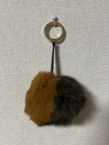 퍼 폼폼형 참 브라운 블랙