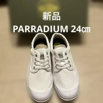새상품 PALLADIUM 화이트 캔버스 스니커즈 24cm