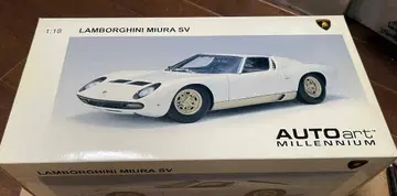 AUTOart 람보르기니 미우라 SV 1:18