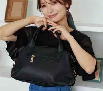 블랙 가죽 토트백