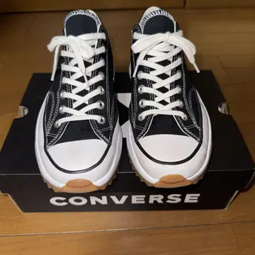 CONVERSE 통굽 블랙 스니커즈