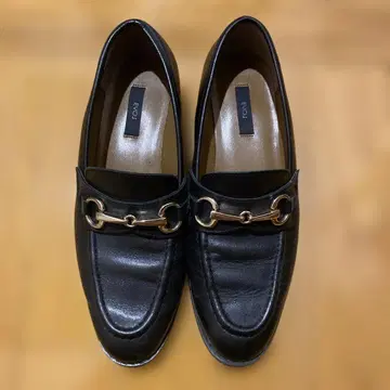 이볼 블랙 가죽 비트 로퍼 22.5cm
