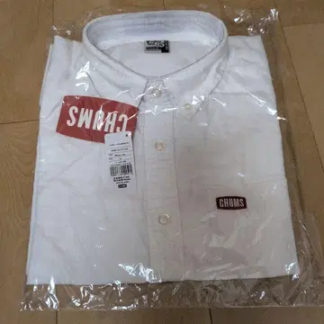CHUMS 화이트 버튼 다운 셔츠 S 사이즈