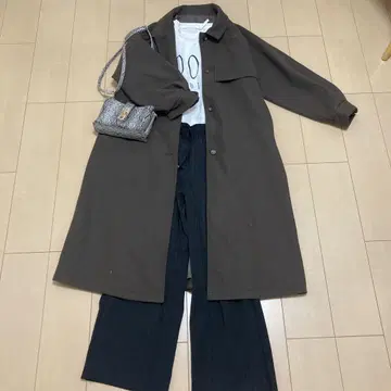 다크 브라운 체스터 코트