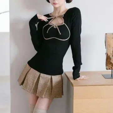 다리치 택 포함 새상품 포인트 체크 니트 미니 원피스 BLK