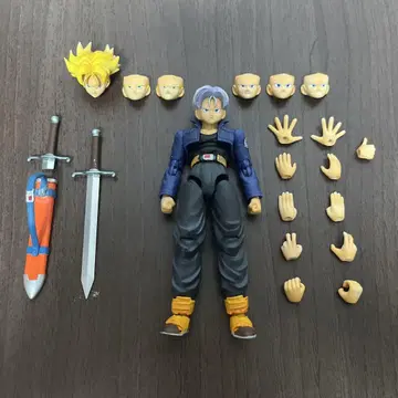 드래곤볼 S.H.Figuarts 트렁크스