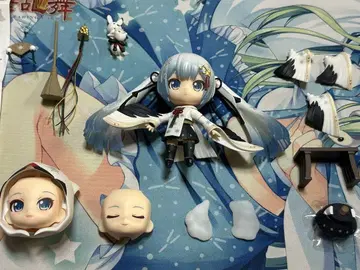 넨도로이드 유키 미쿠 2018 단초 무녀 ver.