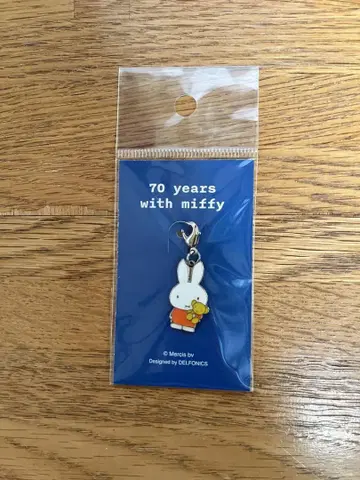 70주년 미피 전시회 메탈 참 곰돌이 미피 토끼곰