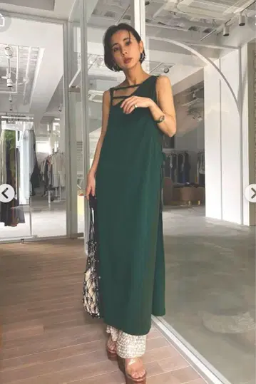 AMERI MEDI COMPLEXLY RELAX DRESS