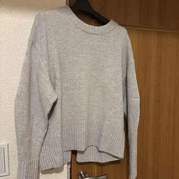 유나이티드 애로우즈 그레이 크루넥 스웨터