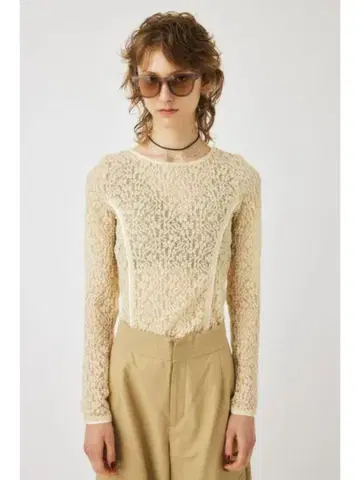 MOUSSY 크림색 레이스 긴팔 상의