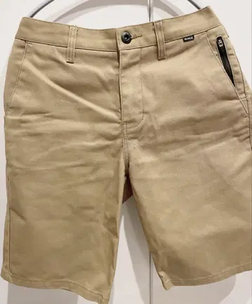 Hurley 베이지 숏팬츠
