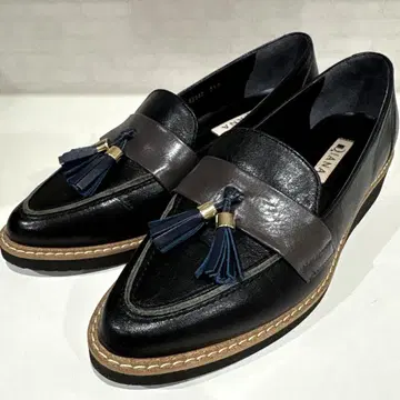 다이애나 태슬 로퍼 블랙 가죽 23.0cm