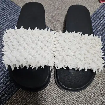 cucuri 샌들