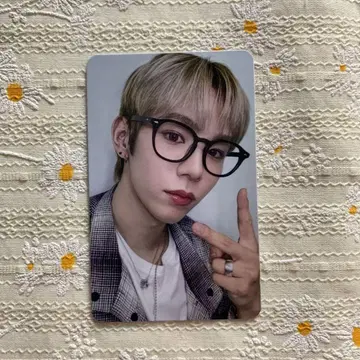 RIIZE 유니버셜 쇼타로 라키드로 내일 기념 트레이딩 카드