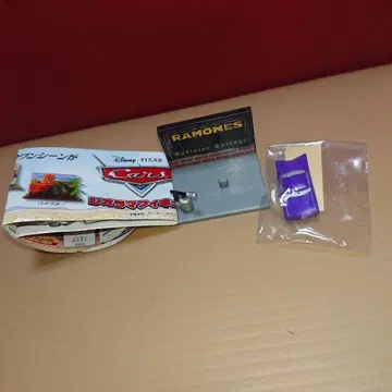 Disney PIXAR 카즈 가챠가챠 디오라마 피규어 라몬