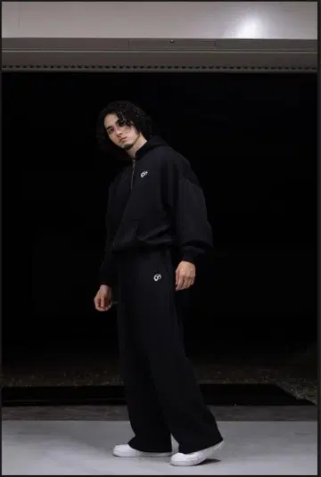 JUST WIDE SWEAT PANTS BLACK L