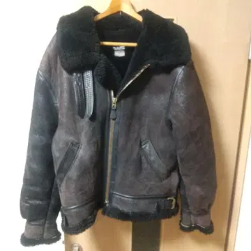 AVIREX 무스탕 가죽 자켓 b-3