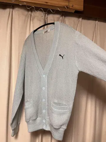 진품 80s Puma 라이트 블루 가디건 V넥