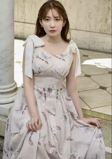Herlipto Sunflower-Printed Midi Dress