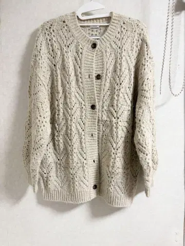 LOWRYSFARM 가디건