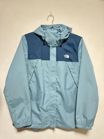 THE NORTH FACE 마운틴 파카 스카이블루/네이비