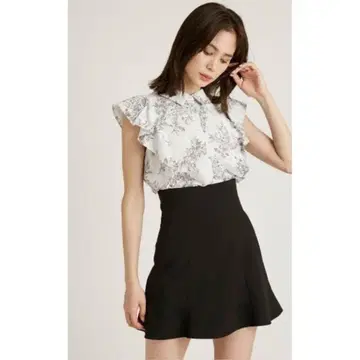 SNIDEL 플레어 미니 스커트 숏 팬츠 // 블랙 / S 사이즈