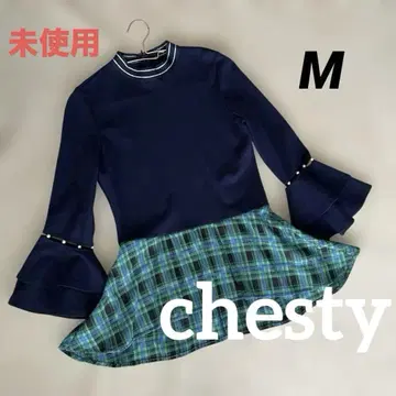 새상품급 chesty 페플럼 상의 펄 장식 네이비 체크 M