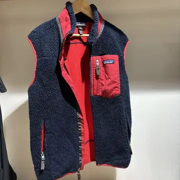 patagonia 플리스 베스트 S 네이비/레드